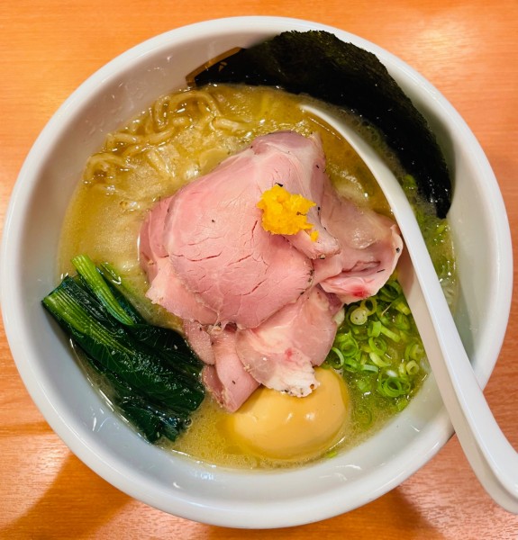 「特製濃厚真鯛らーめん 1300円」@真鯛らーめん 麺魚 新橋店の写真