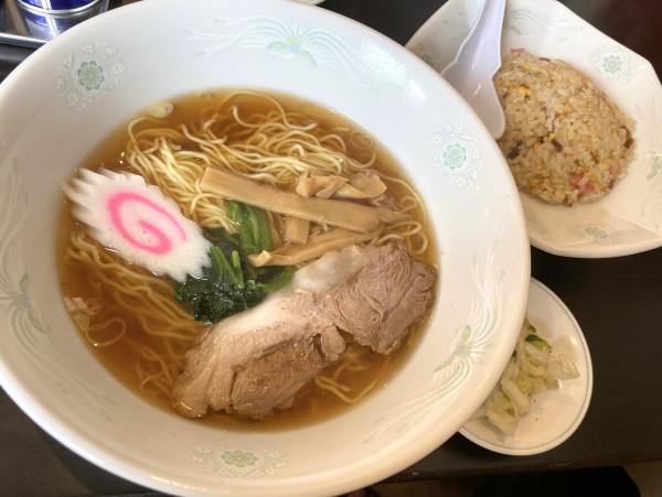 「ラーメンセット 1,100円」@泰鵬 支店の写真