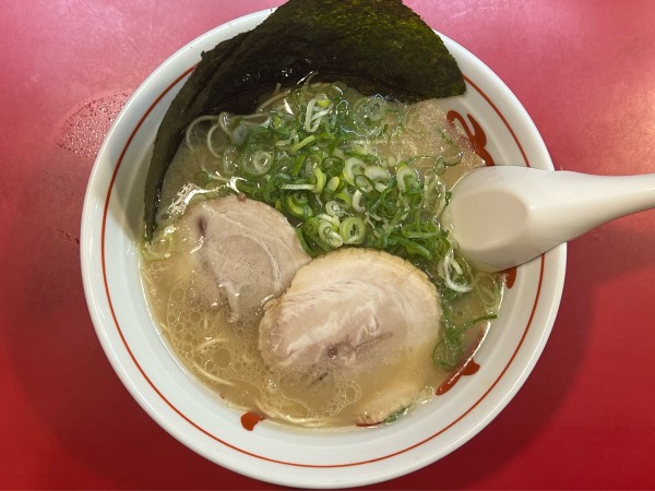 「長浜ラーメン+のり」@博多長浜屋台やまちゃん 銀座店の写真