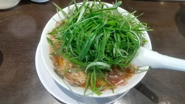 「葱ラーメン（数量限定）1030円」@来来亭 鳥取店の写真