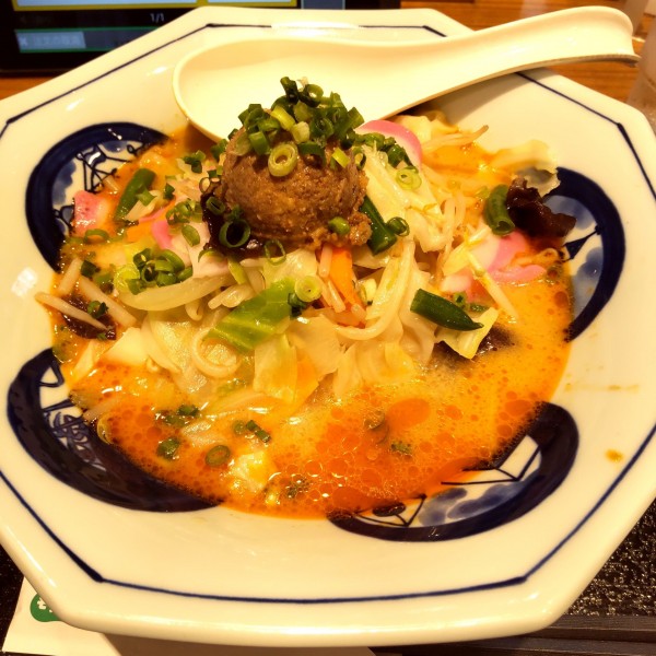 「【期間限定】からまろちゃんぽん（￥940）」@長崎ちゃんぽん リンガーハット 川崎塩浜店の写真