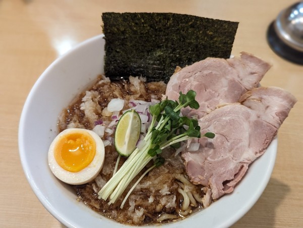 「限定冷やし辛味大根鬼おろしそば」@五弦屋の写真