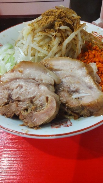 「まぜそば」@ラーメン鷹の目 北千住店の写真