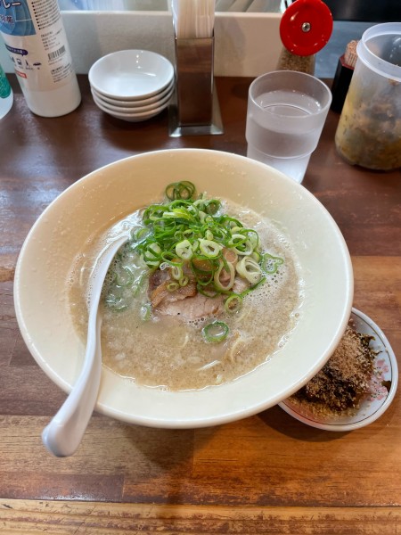 「博多豚骨ラーメン」@幸心堂の写真