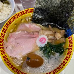 上ラーメン並盛　ライス中＋小