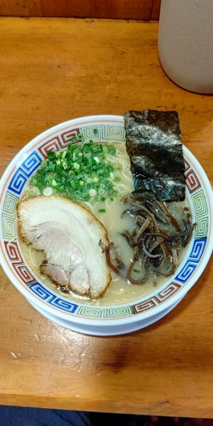 「幸福ラーメン」@九州とんこつラーメン 幸福軒の写真