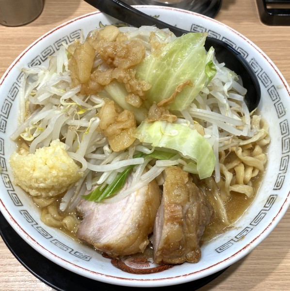 「小ラーメン 900円」@豚山 武蔵小杉店の写真