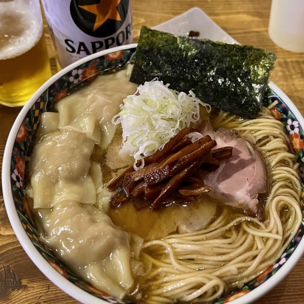 「奈つやの中華そば＋自家製もちもち雲呑＋黒ラベル」@奈つやの中華そばの写真