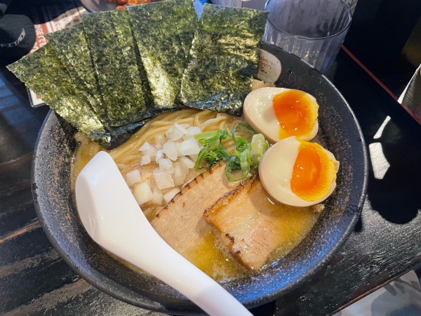 「特製濃厚煮干しラーメン」@麺屋 ばらおの写真