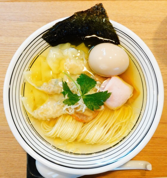 「味玉ワンタン塩そば」@麺道 千鶏の写真