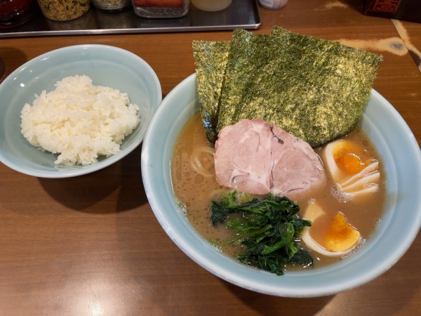 「ラーメン」@横浜家系ラーメン 五十三家の写真
