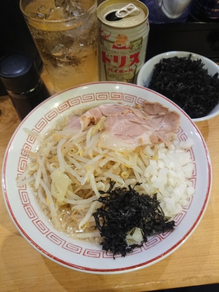 「【野菜】※麺少なめ背脂煮干中華そば(塩)」@背脂煮干し中華そば 和市 新橋本店の写真