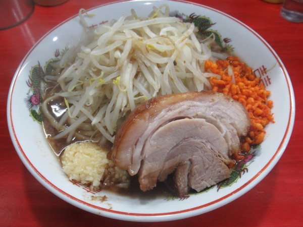 「ラーメン（ミニ）（900円）」@ラーメン鷹の目 明大前店の写真