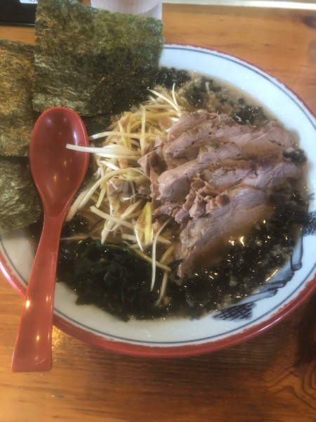 「チャーシューネギ醤油ラーメン」@椿 ラーメンショップ 木立店の写真
