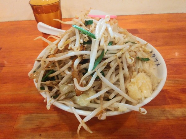 「濃厚タンメン　野菜増し　820+150円　クーボン大盛り(130」@極濃タンメン フタツメ 東明店の写真