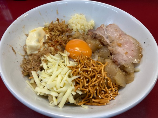 「まぜそば」@ジラフの写真