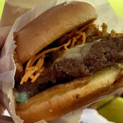 SHAKE SHACK 外苑いちょう並木店の画像