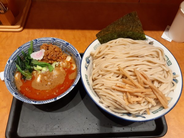 「担々つけめん、特盛」@舎鈴 登戸店の写真