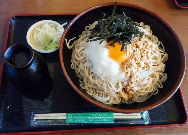 「みぞれ納豆そば（900円）」@そば処 ゆう月の写真