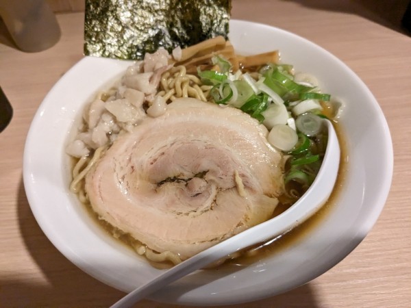 「中華そば」@自家製麺頃場 別邸の写真