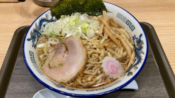 「中華そば」@舎鈴 JRさいたま新都心ビル店の写真