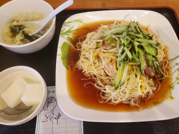 「冷やし中華」@中国料理 蒔田飯店の写真