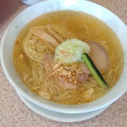 塩ネギラーメン