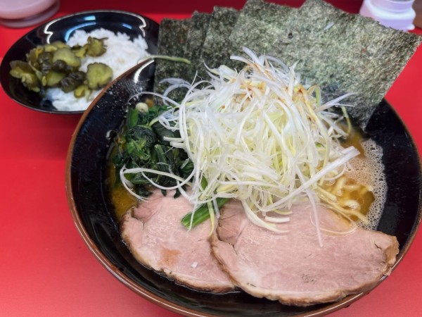 「喜らーめん、中、硬め」@家系ラーメン 佐々喜家の写真