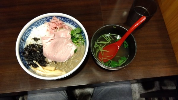「煮干し油そば」@寿製麺 よしかわ 西台駅前店の写真