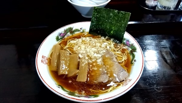 「らぁ麺(700円)+メンマ(100円)」@らぁ麺 金蔵の写真