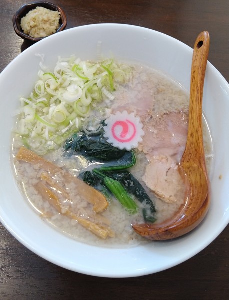 「生姜塩ラーメン+ねぎ､背脂」@生姜醤油ラーメンふたごの写真