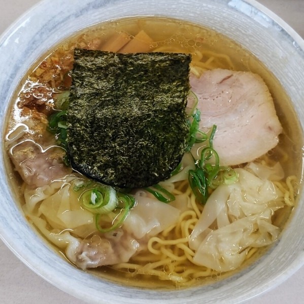 「塩ワンタンメン ９００円」@支那そば 一真の写真