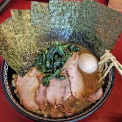 特製ラーメン（1,150円）＋ライス（150円）