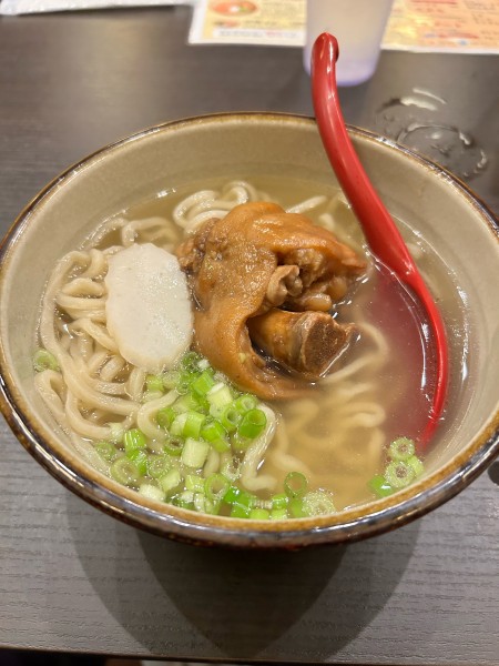 「てびちそば(大) 1050円」@喜納商店の写真