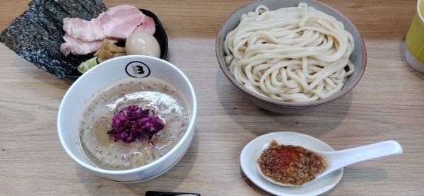 「つけ麺大盛、BUKKO盛り、【本日限定】味付背脂」@つけ麺 BUKKOの写真