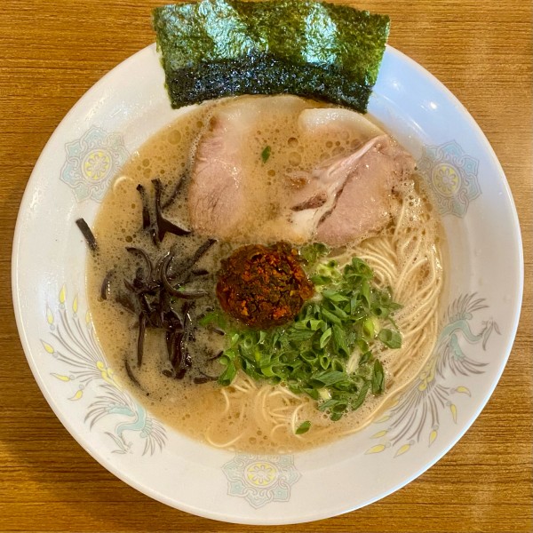 「博多とんこつらーめん ¥730円(辛子高菜+40円)」@博多長浜らーめん とんこつとん太の写真