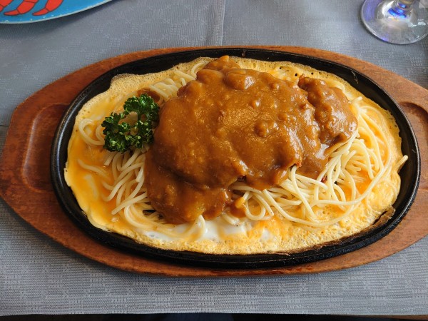 「カツカレースパゲッティ」@レストラン アベの写真