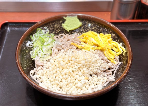 「冷したぬきそば(500円)」@そば処 めとろ庵 錦糸町店の写真