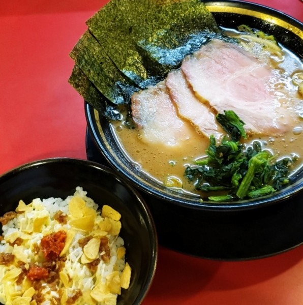 「チャーシューメン 1,000円＋半ライス 100円」@家系ラーメン 熊田家の写真