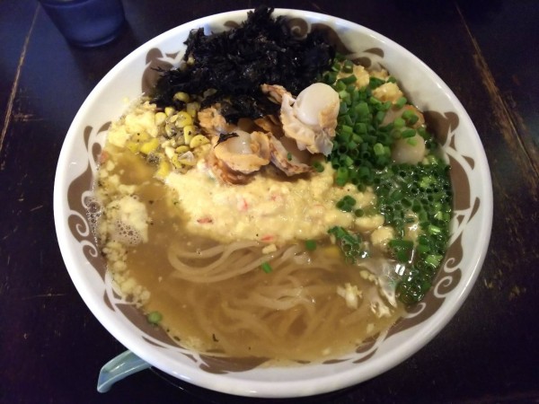 「【限定】ホタテ貝焼きミソとダケキミニボシ　1000円」@煮干結社 弘前店の写真