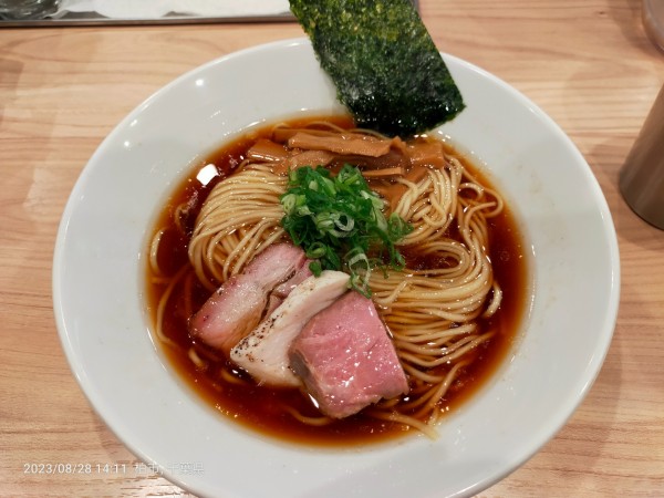 「鶏らぁ麺　醤油」@麺処 にし尾の写真