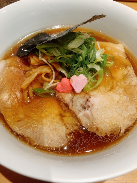 「三元豚チャーシュー麺」@らぁ麺 恋泥棒の写真