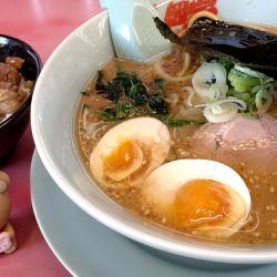 ランチセット(790円税込)　味噌󠄀@コロチャ丼