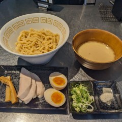 らぁ麺 鶏と鳴く。の画像