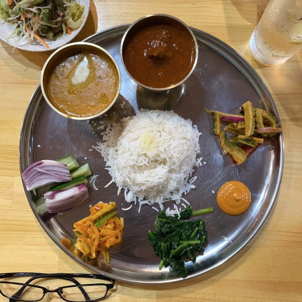 「ネパーリタリセット（ノンベジ）」@ネパーリ バンシャガル インドカレー さくらの写真