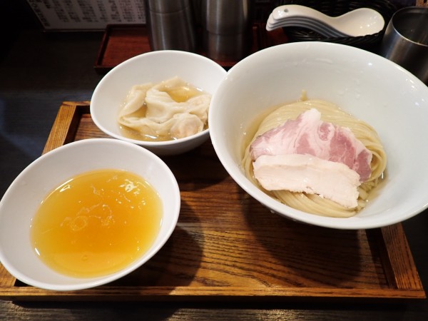 「大和肉鶏の雲呑昆布水つけめん」@麺や 福はらの写真