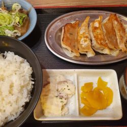 居酒屋革命 酔っ手羽 関内店の画像