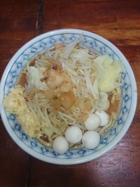 「【真夏仕様 第二弾】小ラーメン 麺少なめ+うずら4個」@蓮爾 新町一丁目店の写真