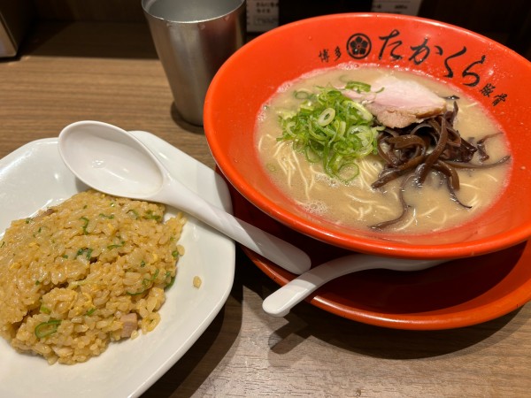 「二番釜半ちゃーはんセット1200円」@博多豚骨たかくら 武蔵小杉店の写真