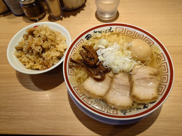 「冷かけ中華そば 味玉 肉めし」@田中そば店 九段下店の写真